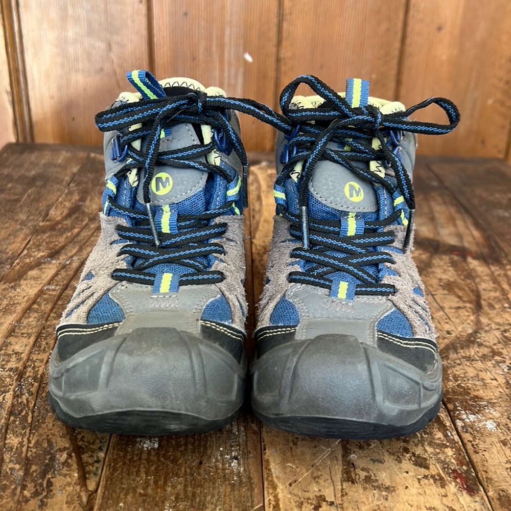 Merrell Capra mid waterproof hiking shoe size 13 GUC